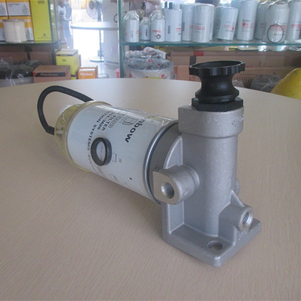 Compatible avec le chargeur de roue Komatsu WA200-6 WA250-6 WA380-6 WA430-6 WA270-7 WA320-7 WA380-7 Séparateur d'eau 600-319-3610 6003-11-3610 6003-11-3620 SAA4D107E-1B SAA6D107E-1D SAA6D107E-1H SAA6D107E-1J SAA6D107E-2C SAA6D107E-2F SAA6D107E-2G SAA6D114