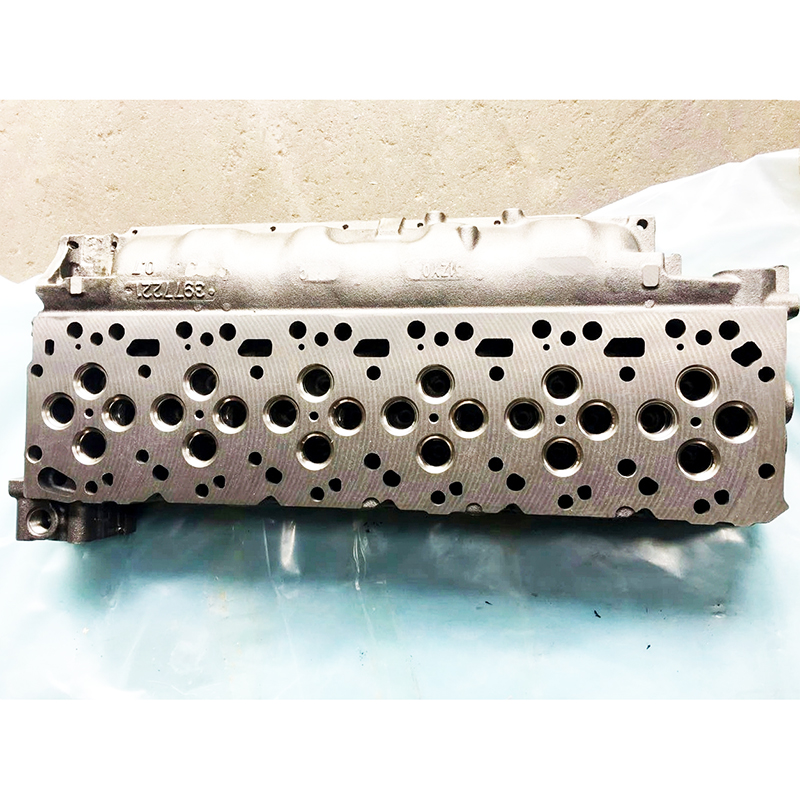 Fabriqué pour le moteur Komatsu 6D107 Hyundai Excavator R210LC7A R210LC9 - Tête de cylindre 3977225 R210LC9,R210NLC9,R235LCR9,R250LC9,R290LC9,R290LC9MH,RB260LC9S