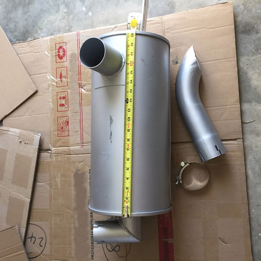 Compatible avec l'excavateur Hitachi EX120-2 EX120-3 Silencieux silencieux 4BG1 4255658 EX120-2,EX120-3,EX120K-2,EX120K-3,EX100WD-2,EX100WD-3