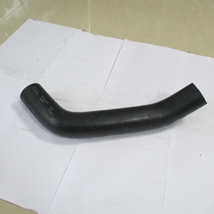 Compatible avec Kato Excavator HD820-1 tuyau d'eau supérieure ME88885